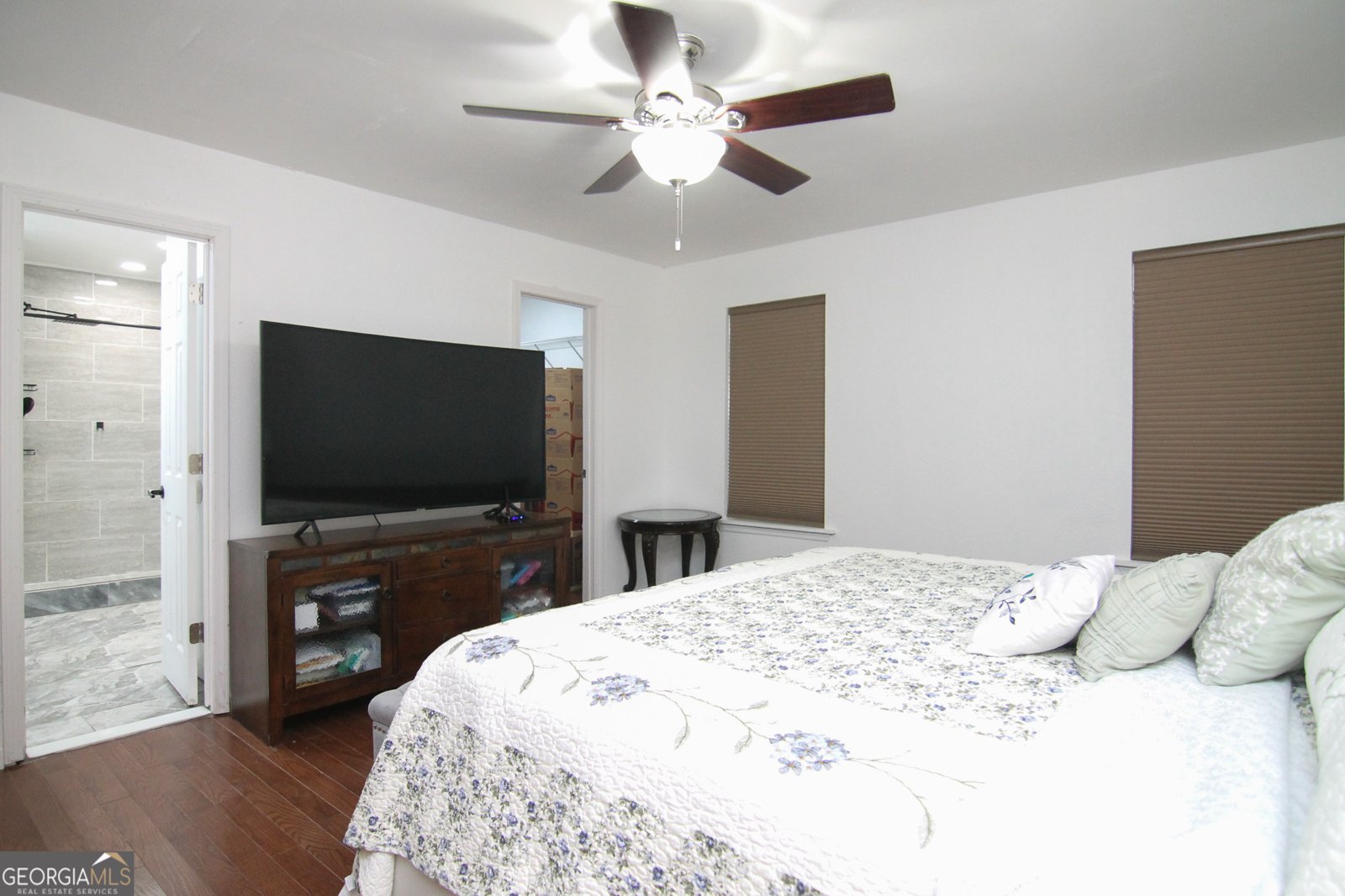 711 Main Street Byron - 16