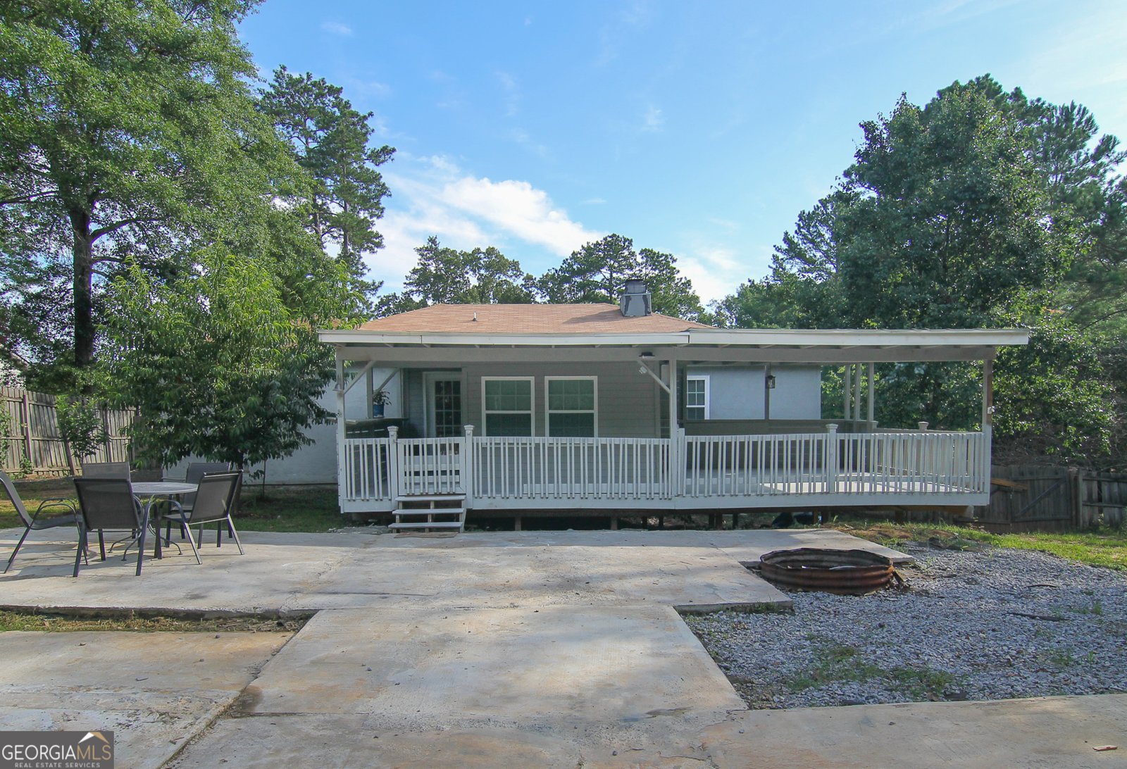 711 Main Street Byron - 35