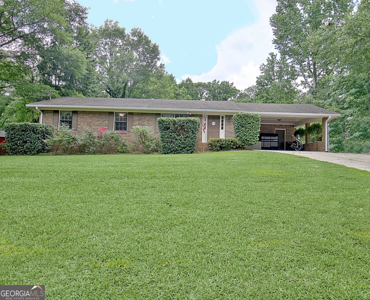 260 Sharon Drive Fayetteville - 1