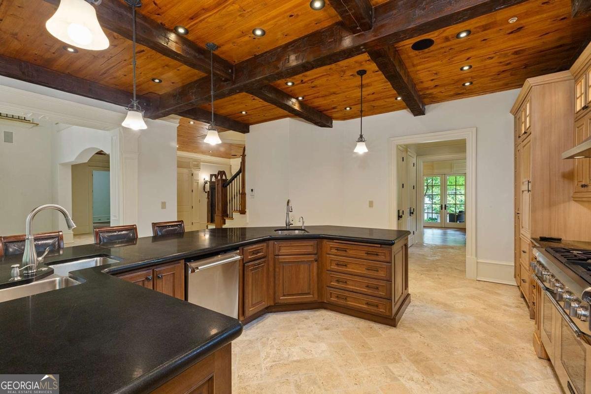 1640 Nottingham Way Atlanta - 19
