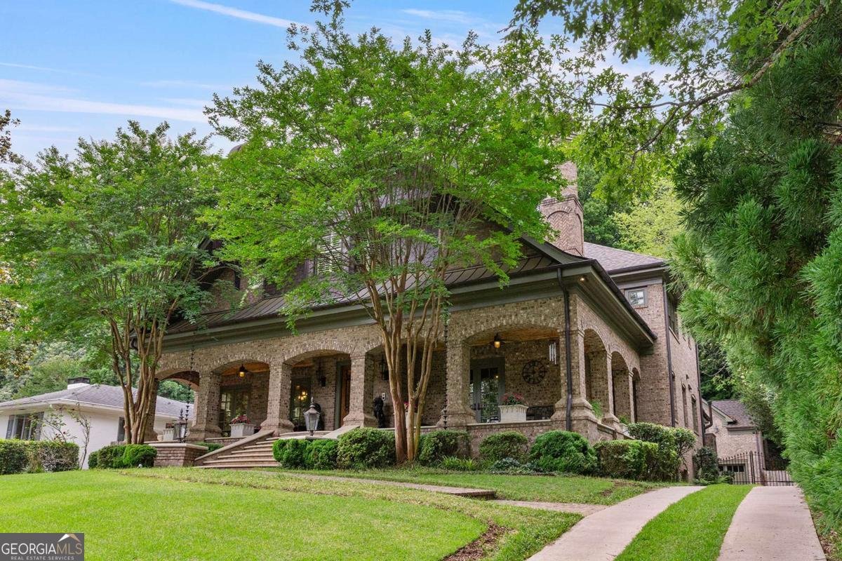 1640 Nottingham Way Atlanta - 4