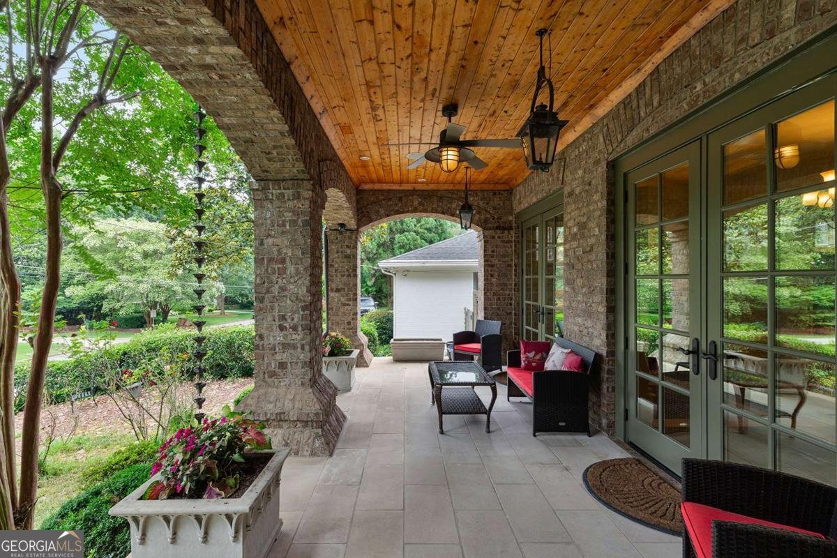 1640 Nottingham Way Atlanta - 5