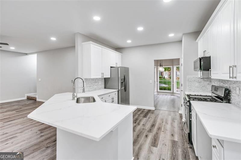 980 CHARTER CLUB Lawrenceville - 17