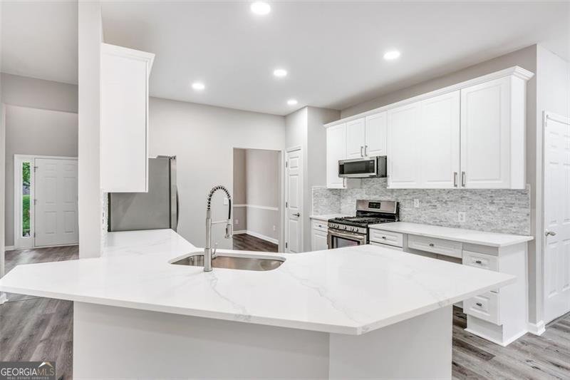 980 CHARTER CLUB Lawrenceville - 36
