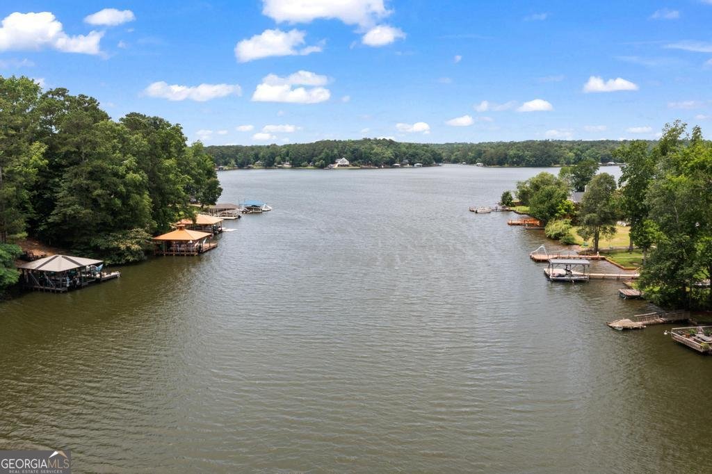 512 Lakeshore Drive Monticello - 24