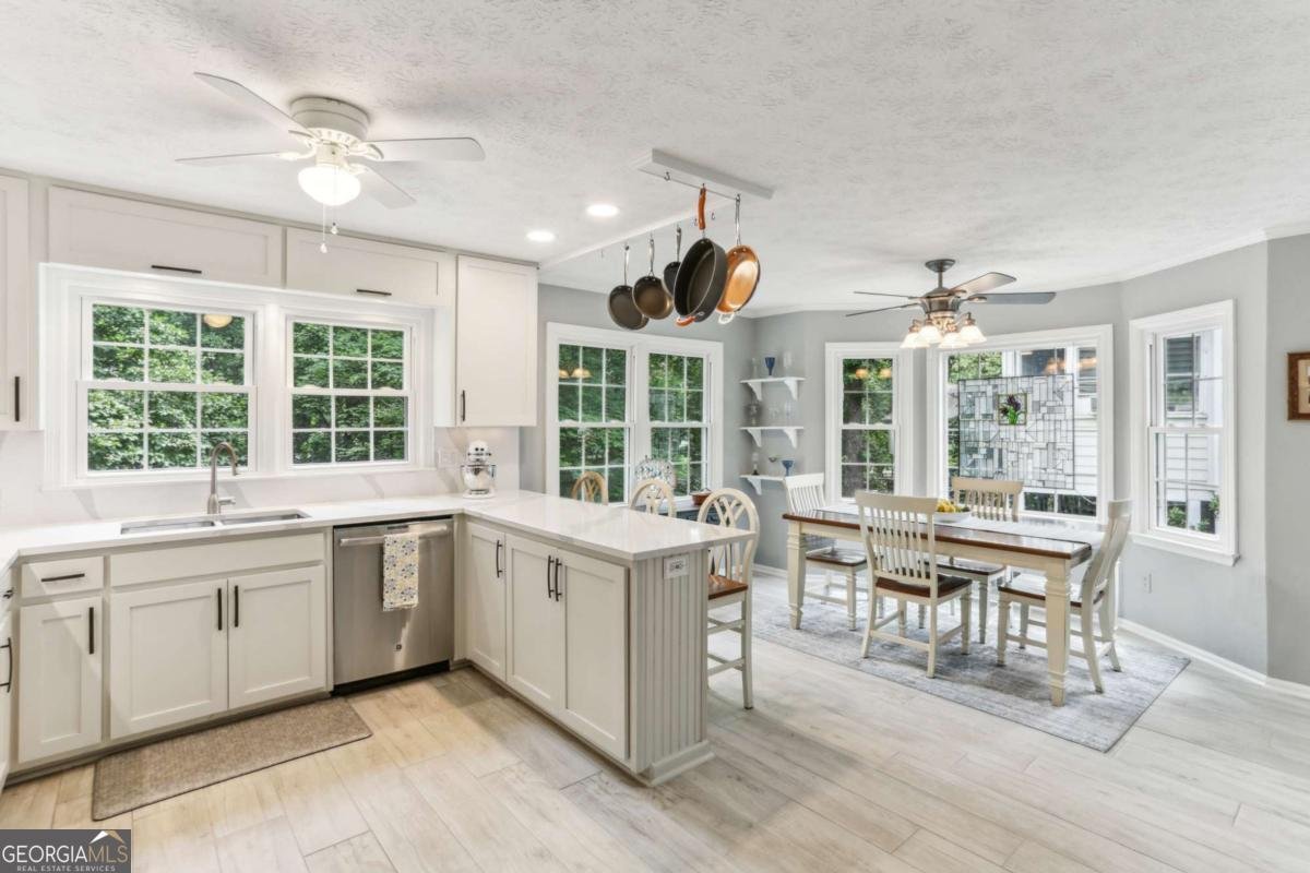 100 Spring Ridge Court Roswell - 3