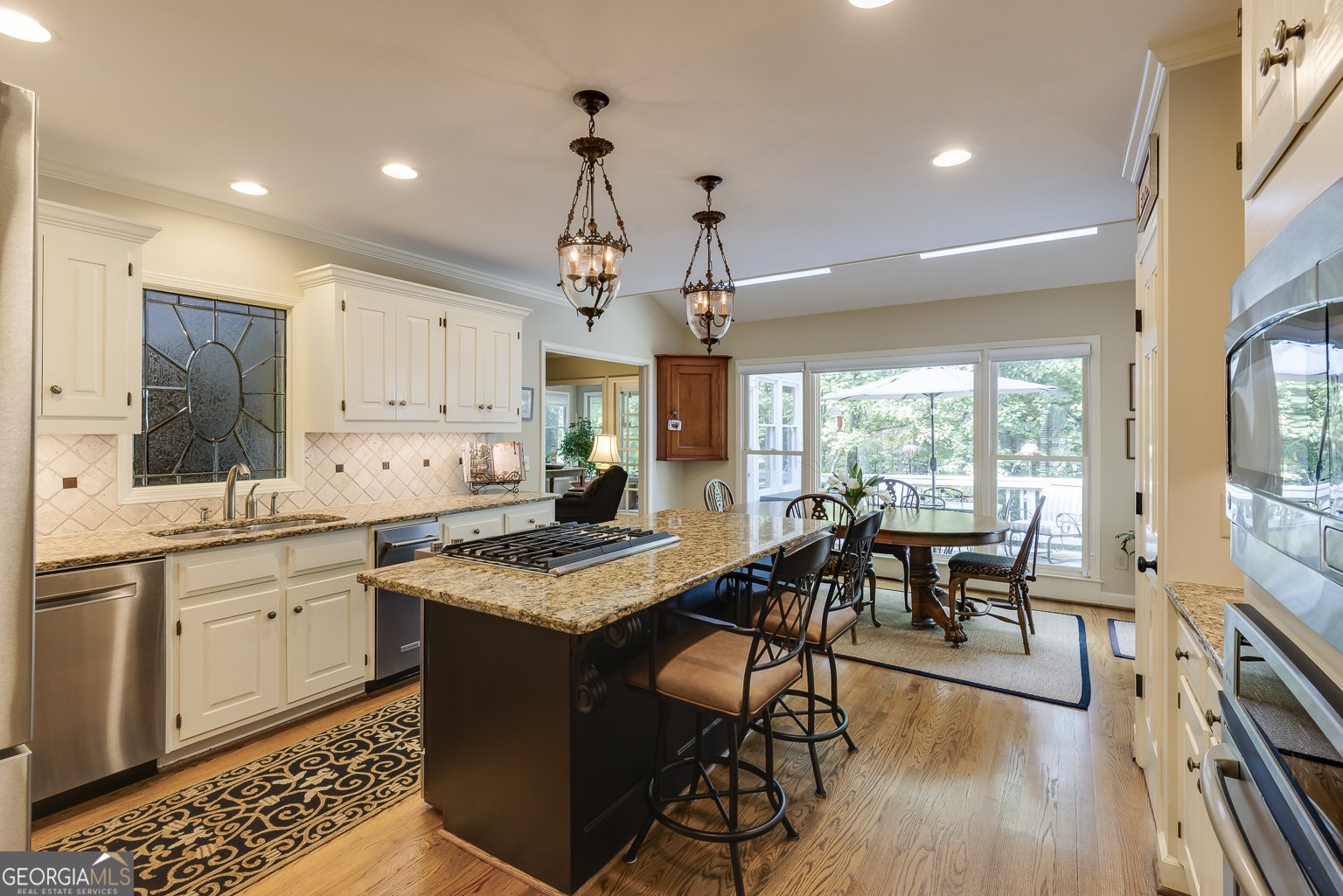 8480 Valemont Drive Sandy Springs - 11