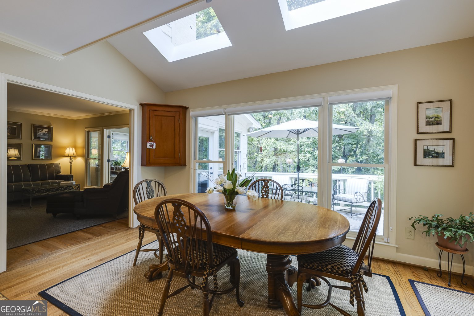 8480 Valemont Drive Sandy Springs - 15