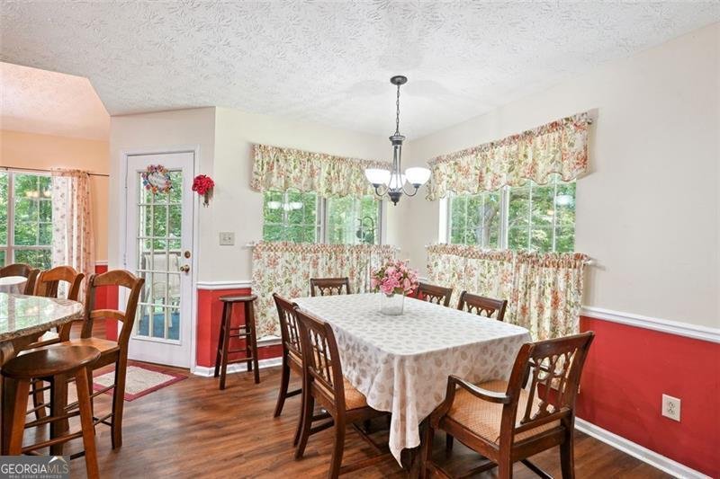 408 VICTORIA PLACE Drive Locust Grove - 12