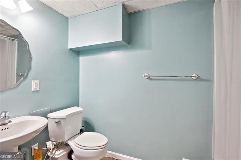 408 VICTORIA PLACE Drive Locust Grove - 21