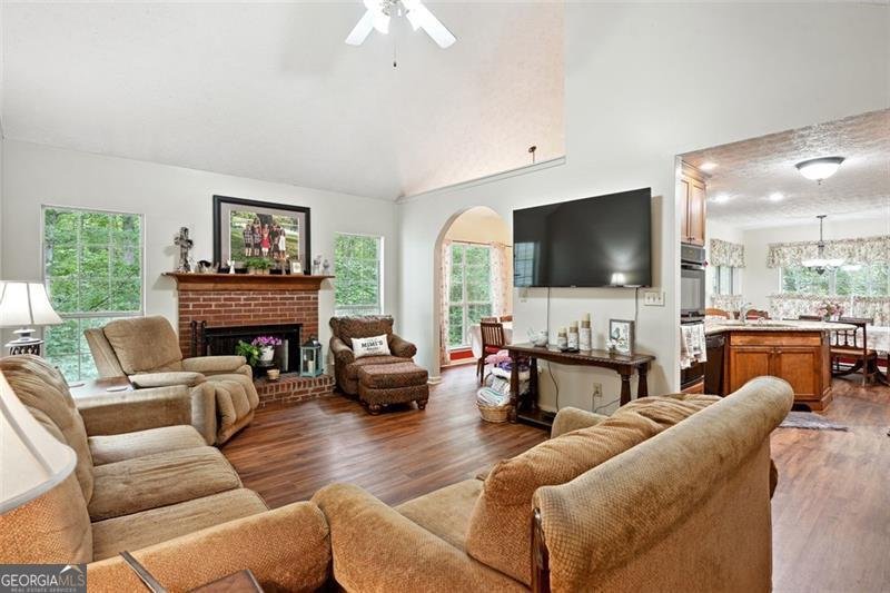 408 VICTORIA PLACE Drive Locust Grove - 3