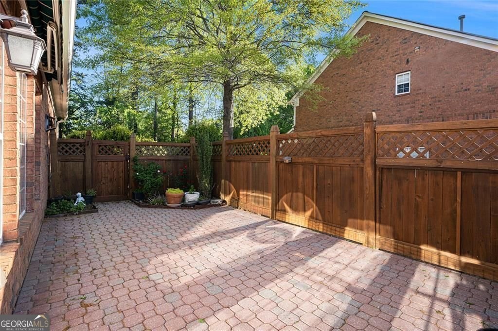 401 Wellwood Way Roswell - 28