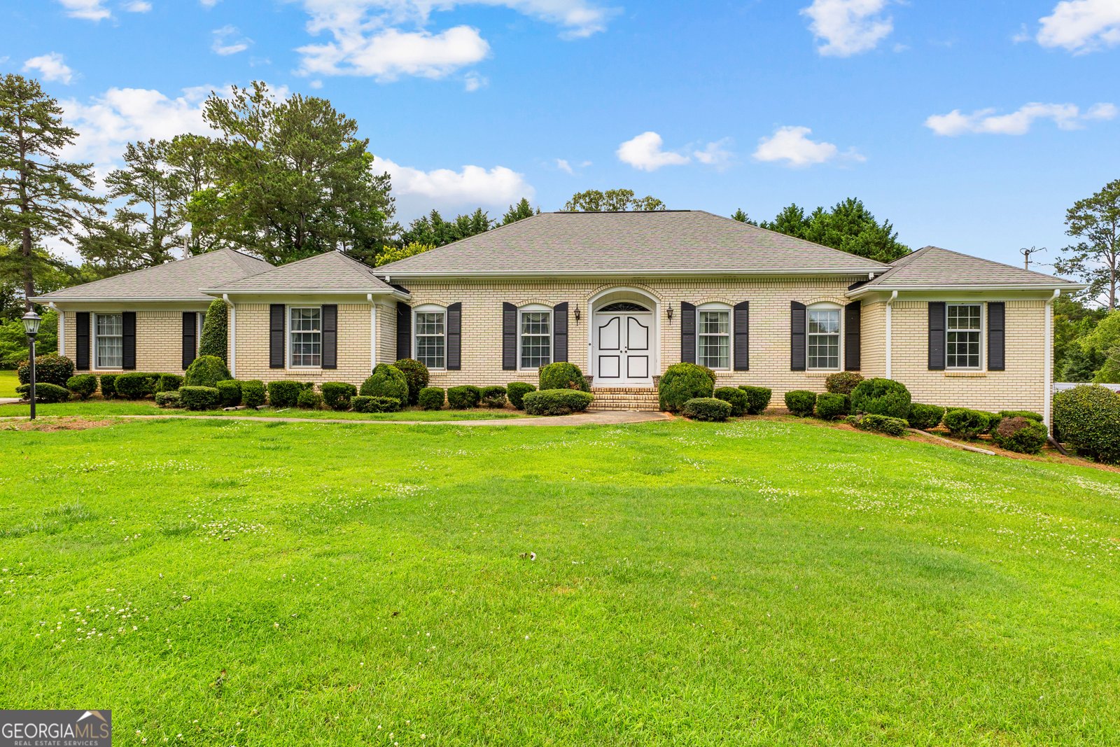 115 Fernway Drive Fayetteville - 1