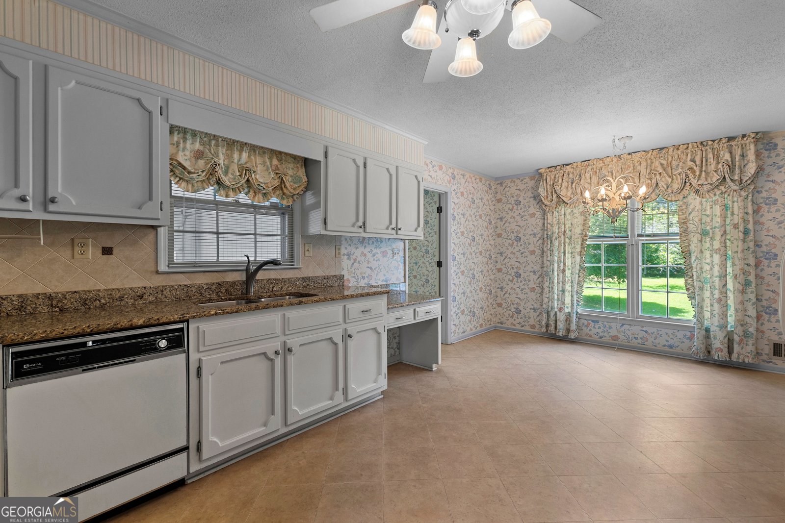 115 Fernway Drive Fayetteville - 14