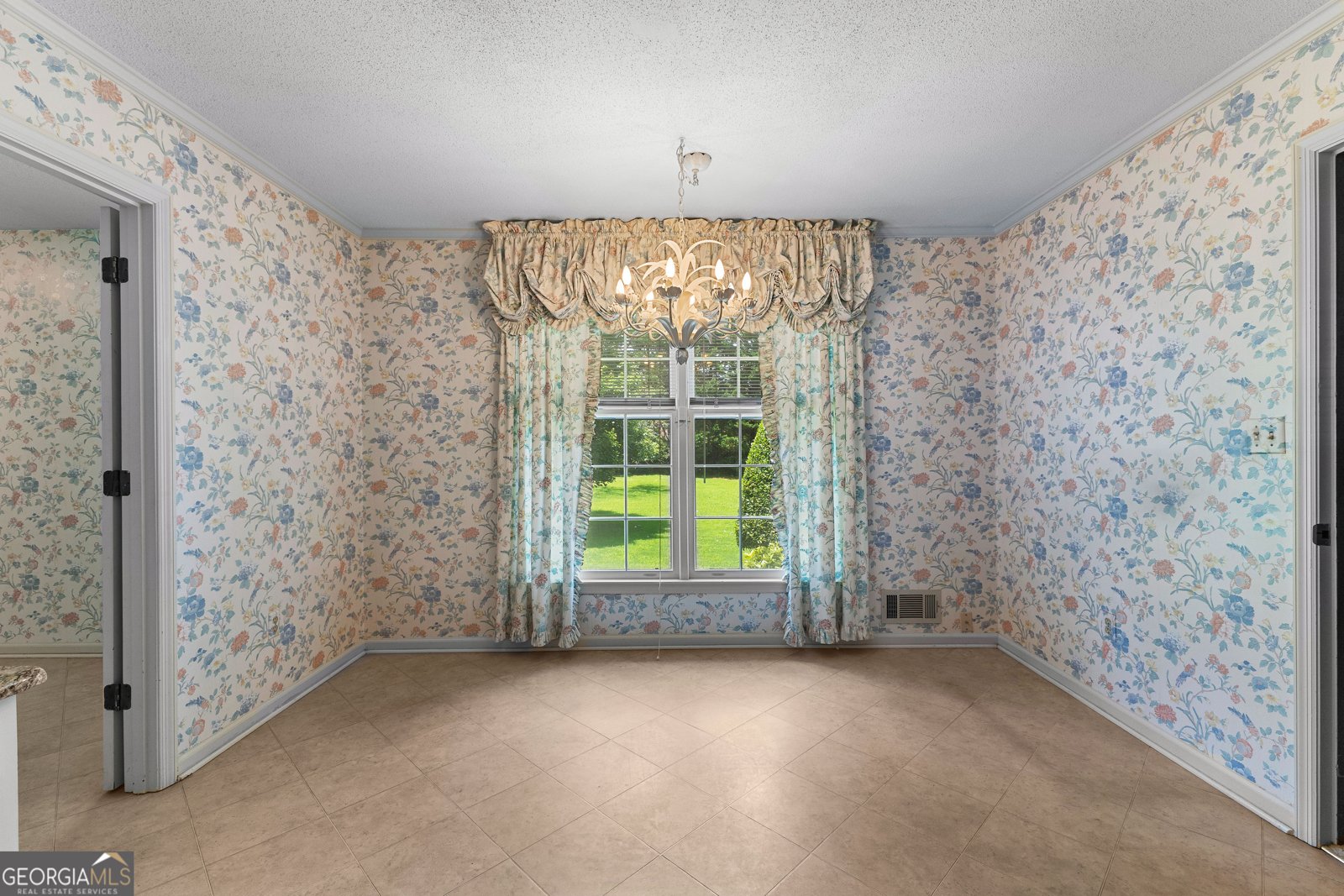 115 Fernway Drive Fayetteville - 17
