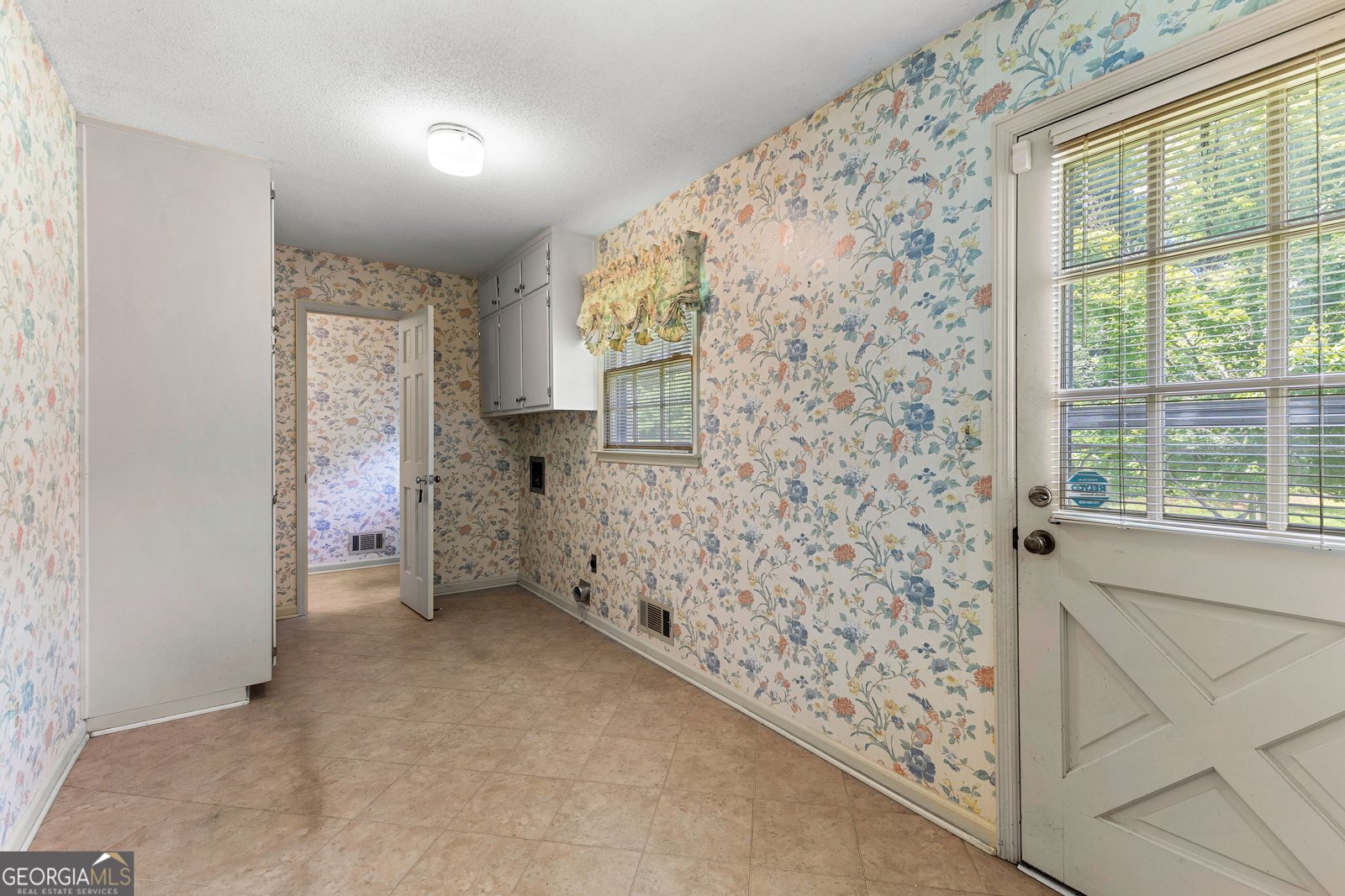 115 Fernway Drive Fayetteville - 19