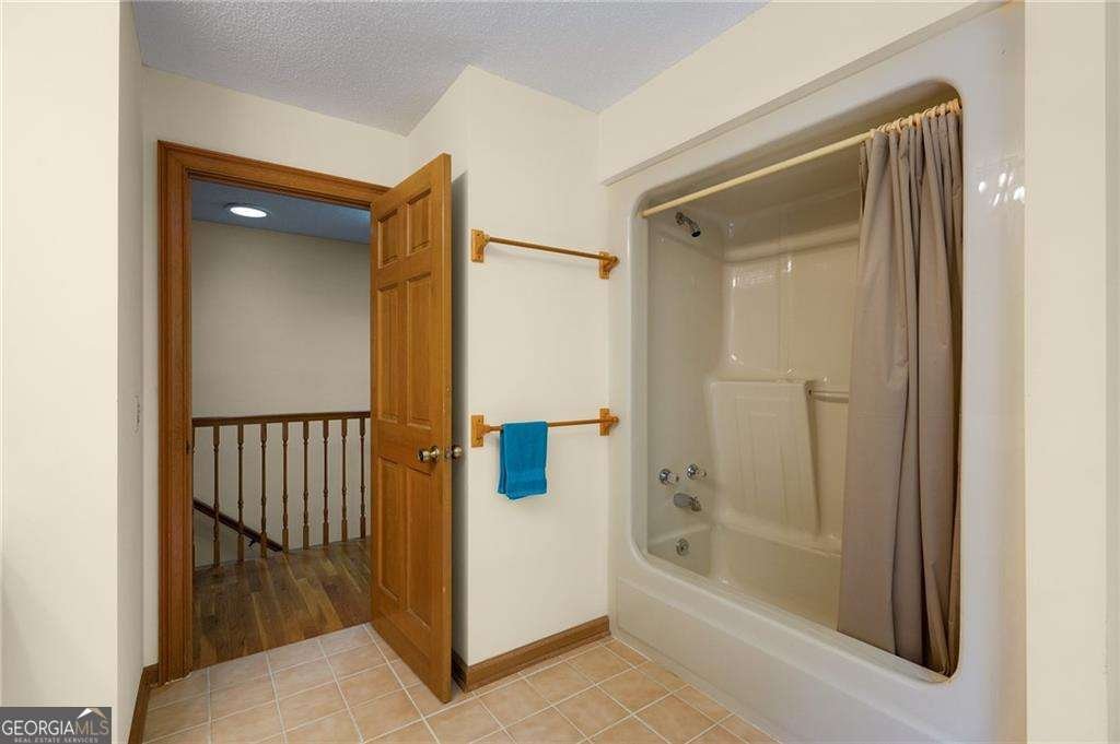145 Lakewood Drive Calhoun - 42