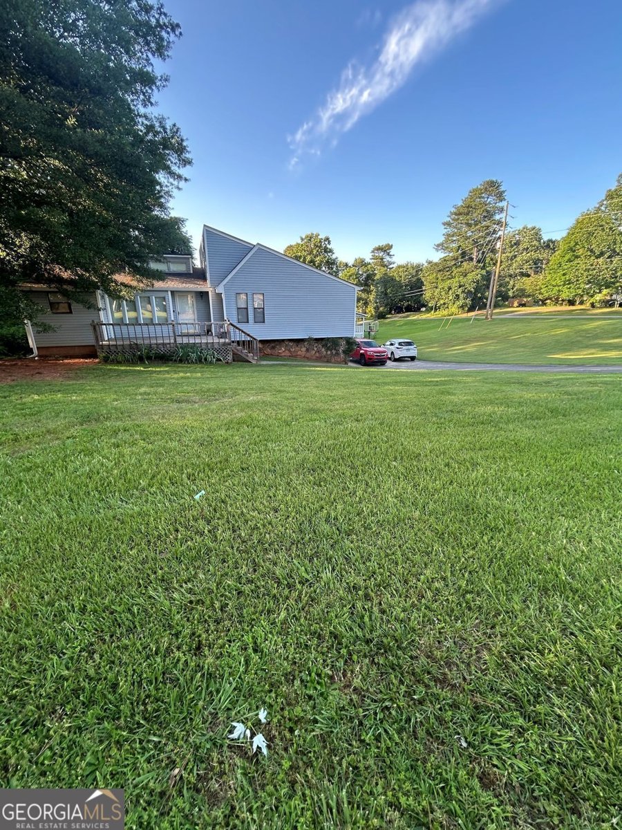 102 Bascomb Drive Drive Woodstock - 2