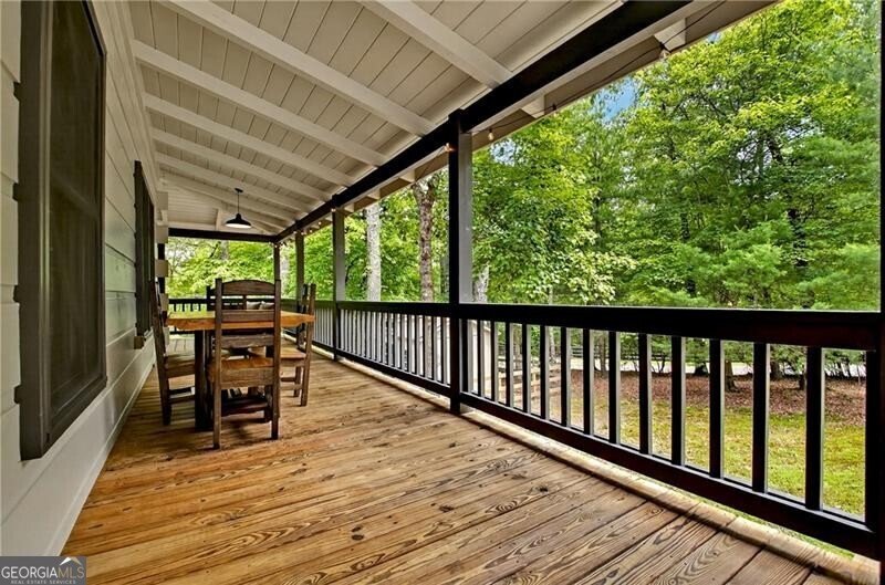 100 Black Oaks Road Cherry Log - 18