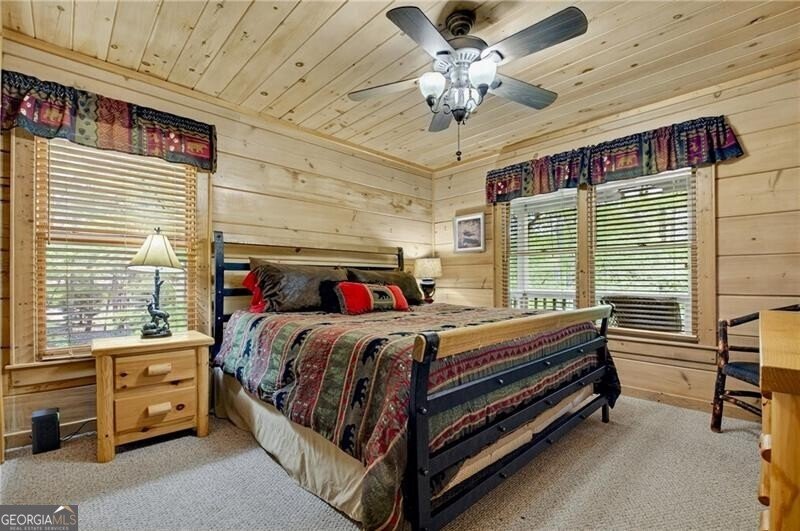 100 Black Oaks Road Cherry Log - 22