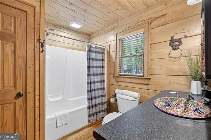 100 Black Oaks Road Cherry Log - 24