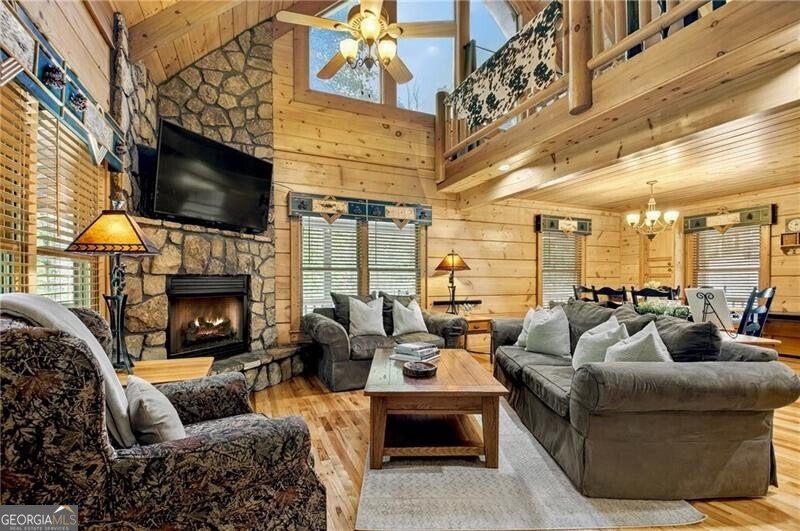 100 Black Oaks Road Cherry Log - 8