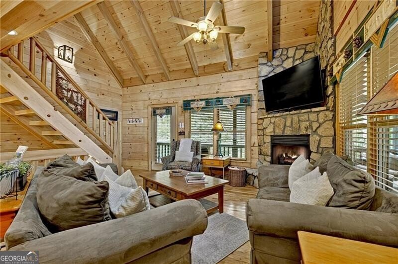 100 Black Oaks Road Cherry Log - 9