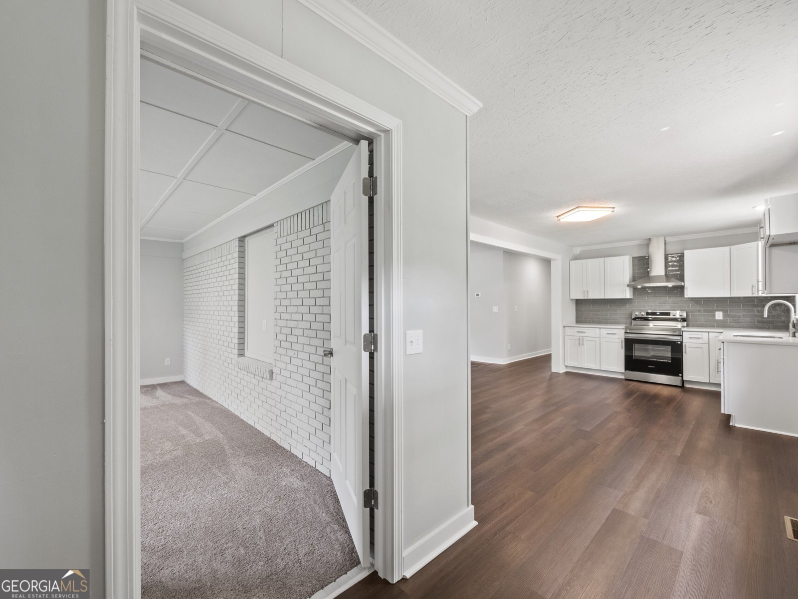 4094 Sharon Drive Gainesville - 27