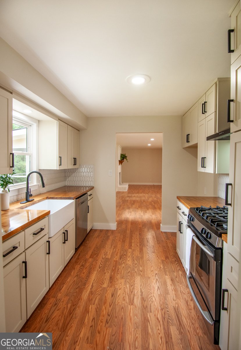 5254 CORINTH Drive Stone Mountain - 10