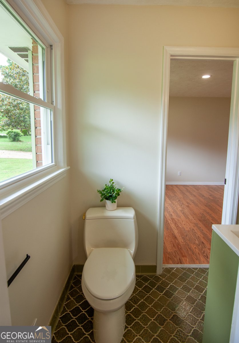 5254 CORINTH Drive Stone Mountain - 22