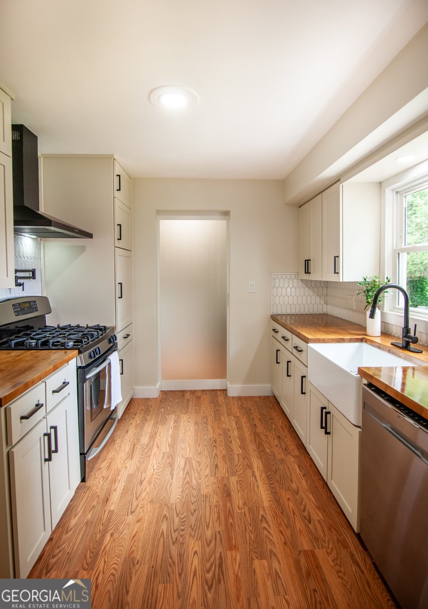 5254 CORINTH Drive Stone Mountain - 6