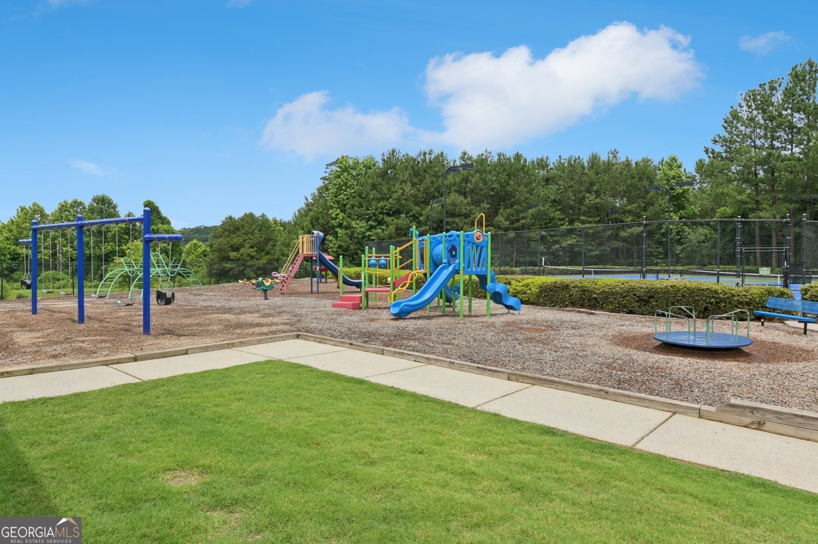 931 SUBLIME Trail Canton - 43