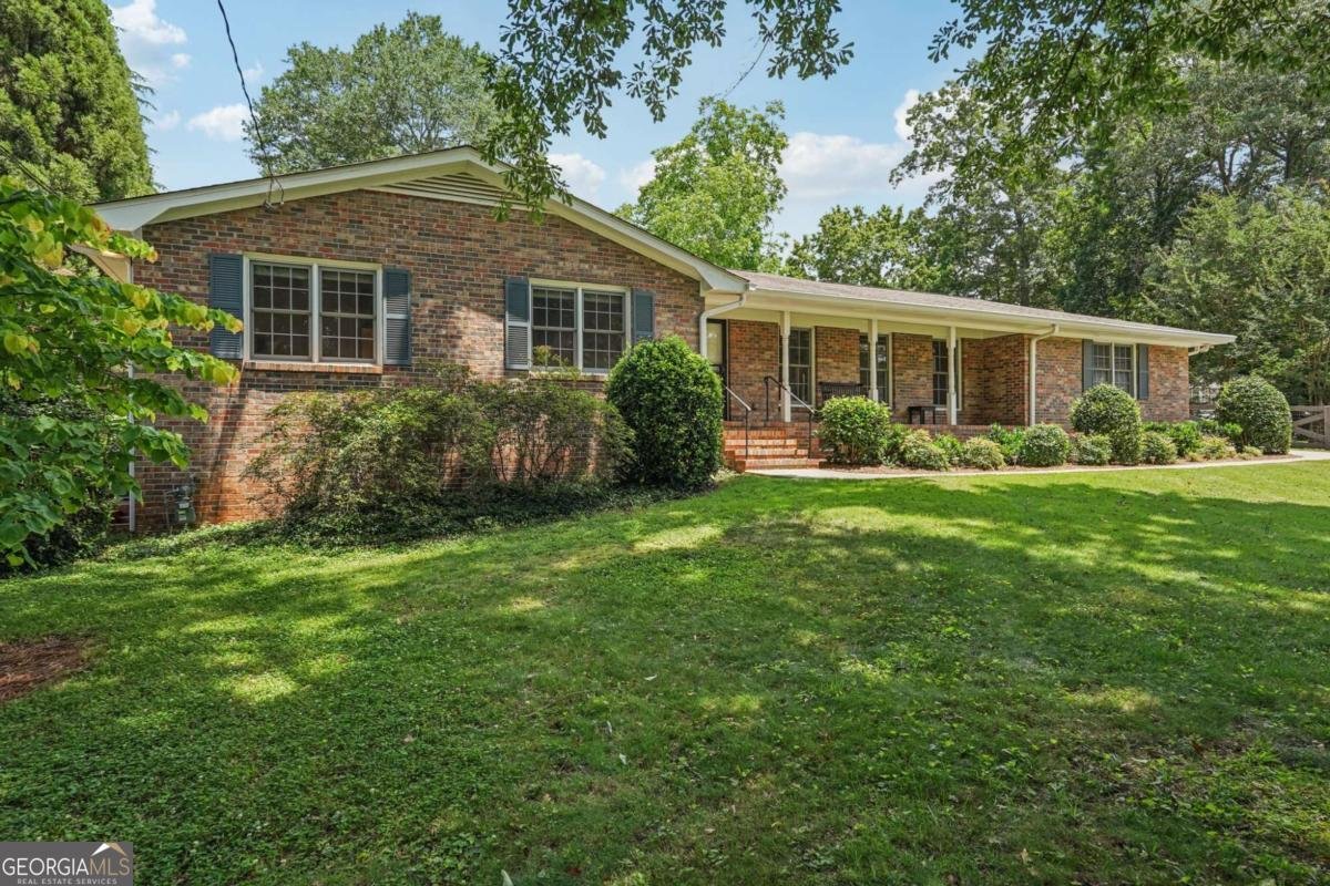 1501 Memory Lane Smyrna - 2