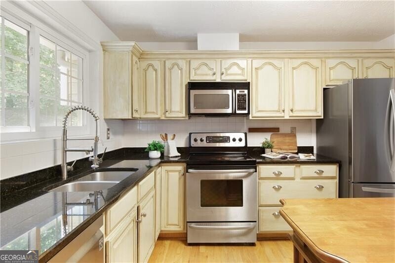 9685 Cone Court Roswell - 9