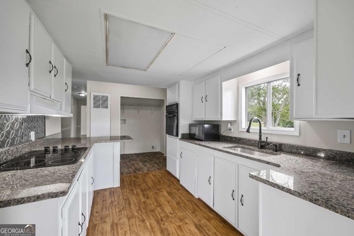 614 Holman Autry Road Danielsville - 16