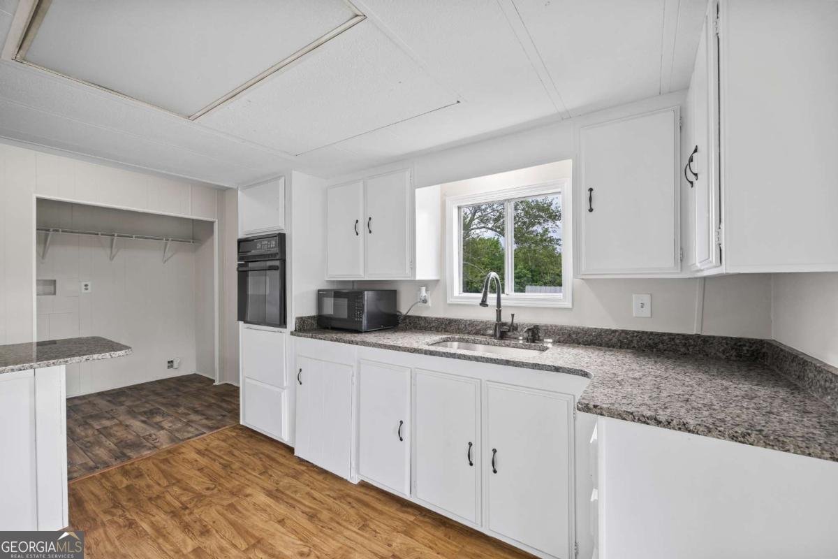 614 Holman Autry Road Danielsville - 17