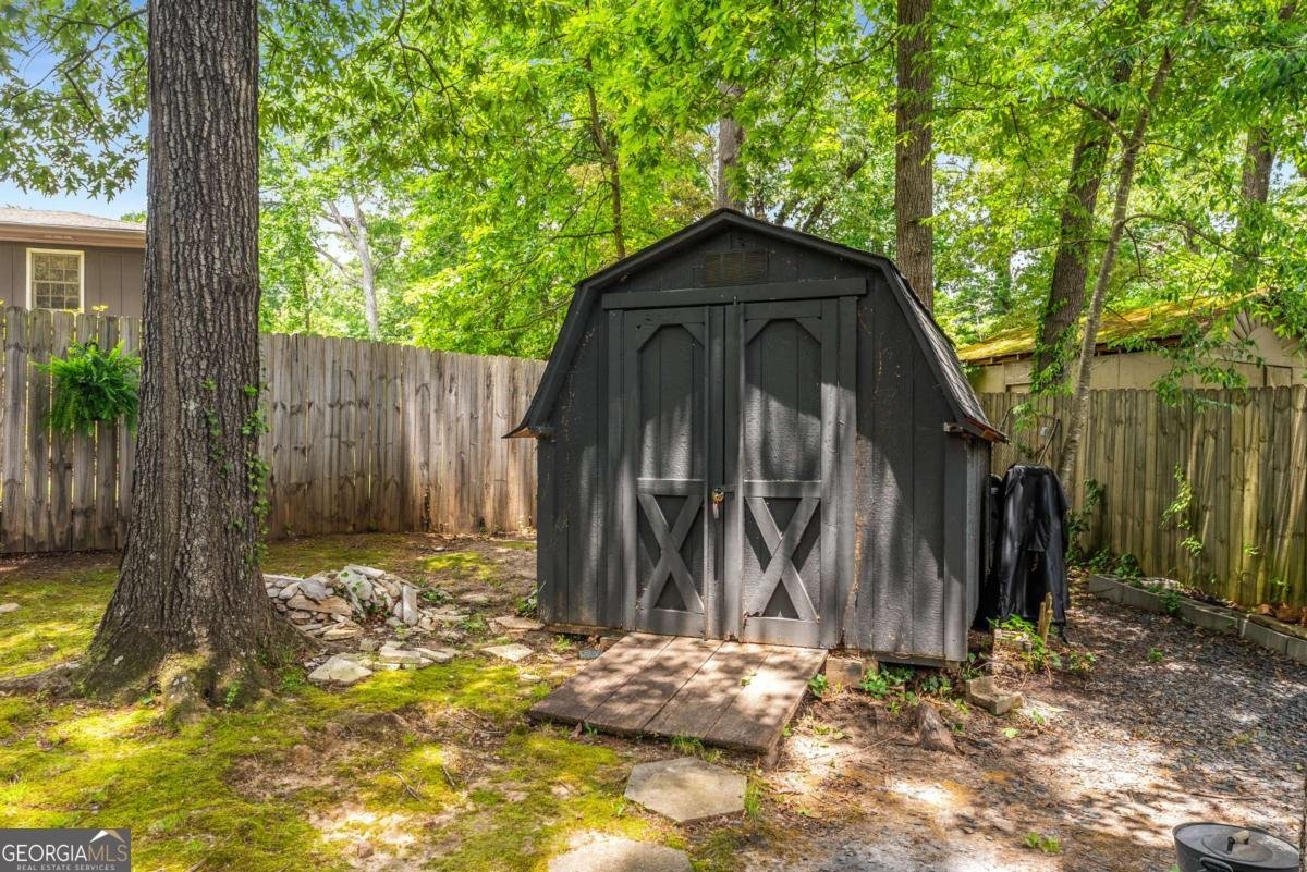 2468 Fallview Terrace Atlanta - 24