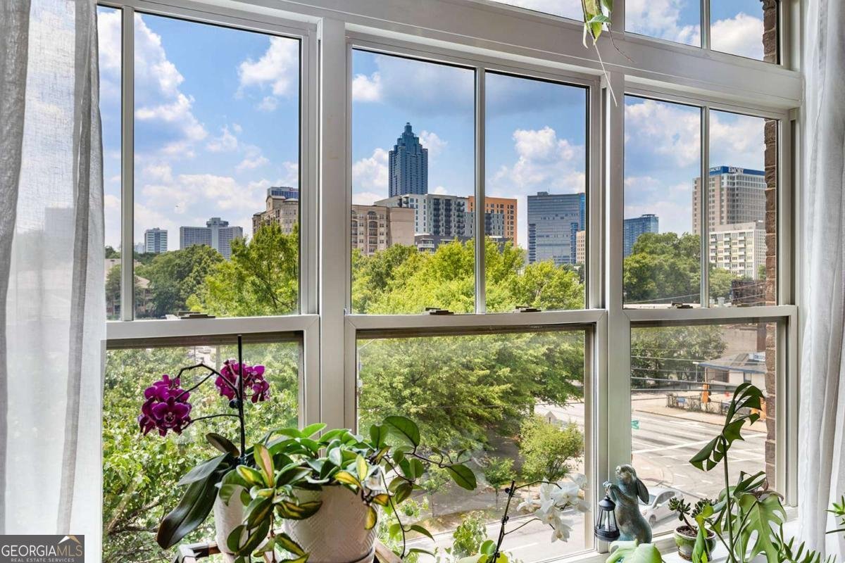 625 Piedmont Avenue Atlanta - 10