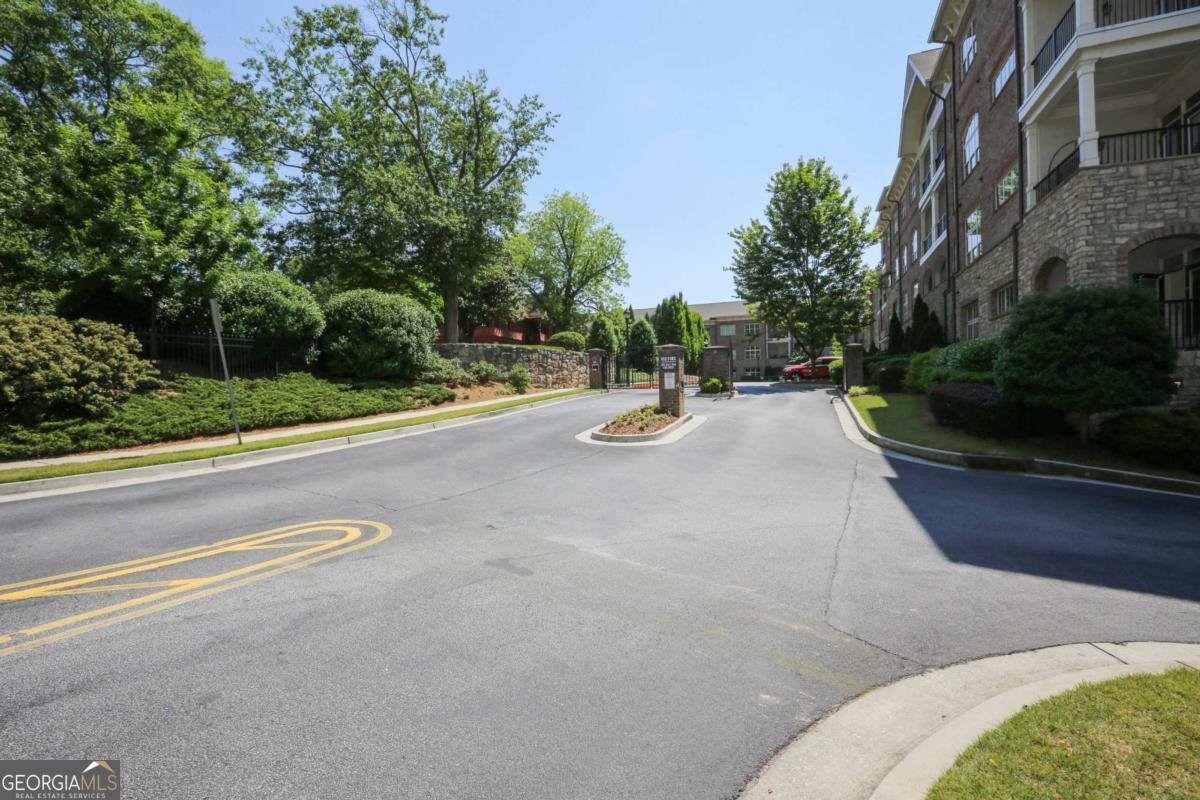 625 Piedmont Avenue Atlanta - 24