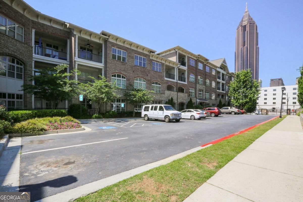 625 Piedmont Avenue Atlanta - 27