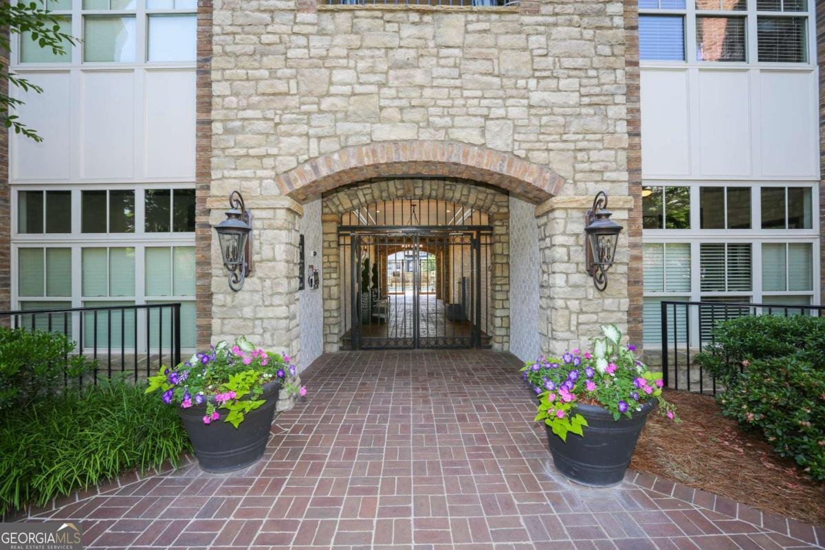 625 Piedmont Avenue Atlanta - 28