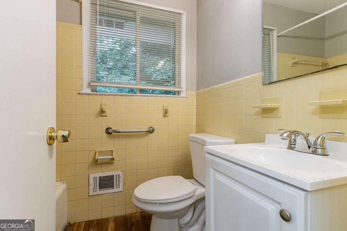 460 Kildare Avenue Atlanta - 21
