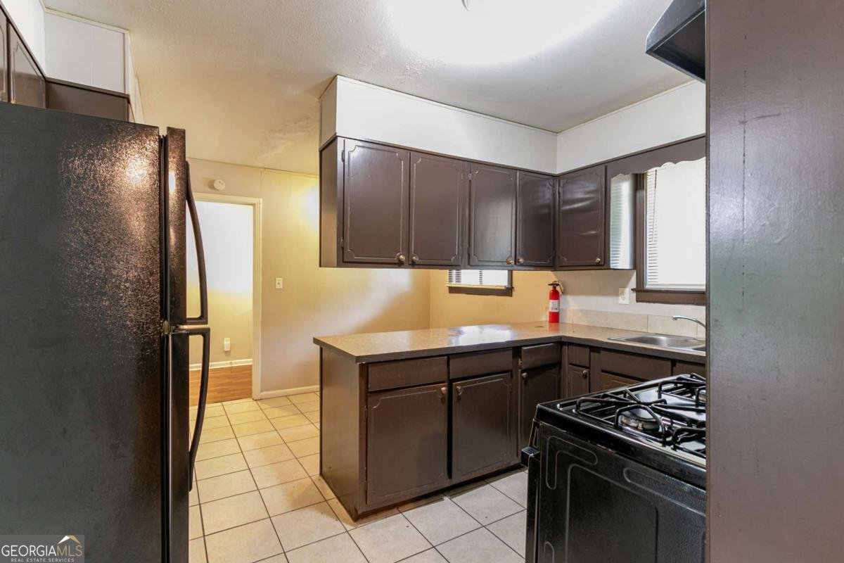 460 Kildare Avenue Atlanta - 9