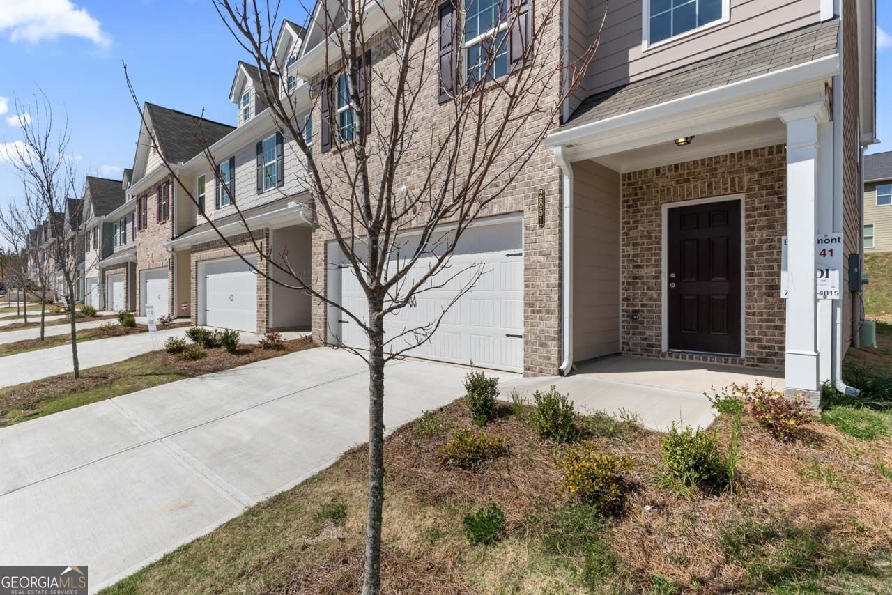 2851 Fareed Street Douglasville - 2