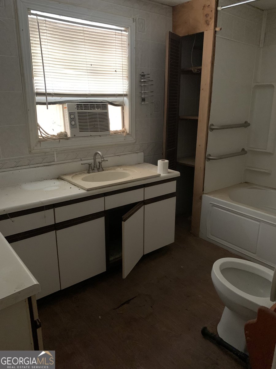 2712 Maple Road Rome - 12