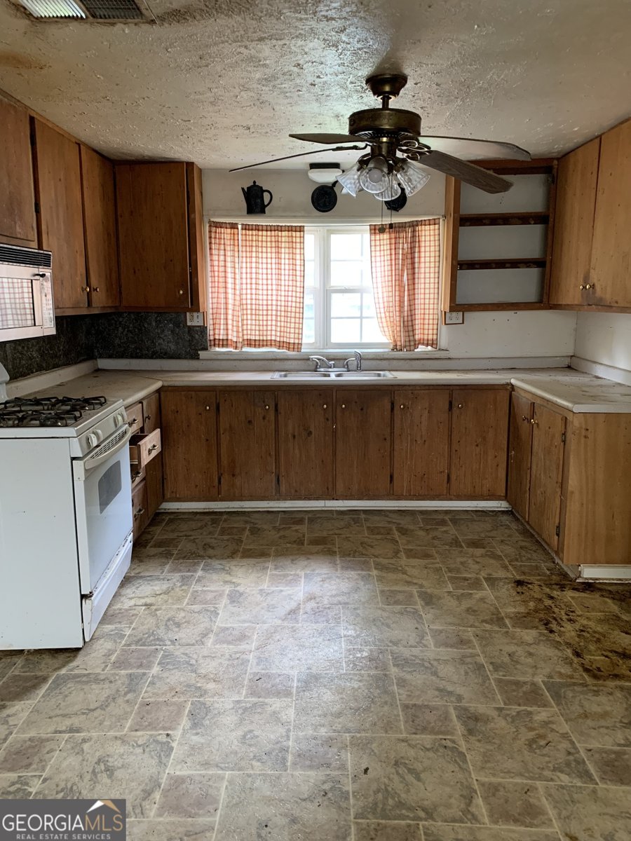 2712 Maple Road Rome - 7