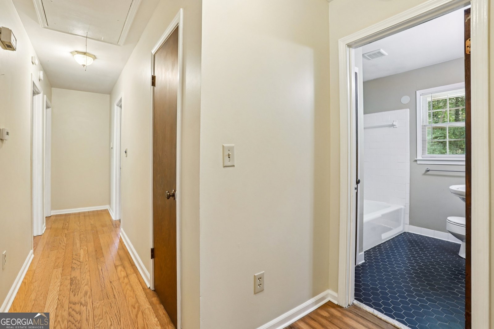 763 Brookwood Terrace Lilburn - 13