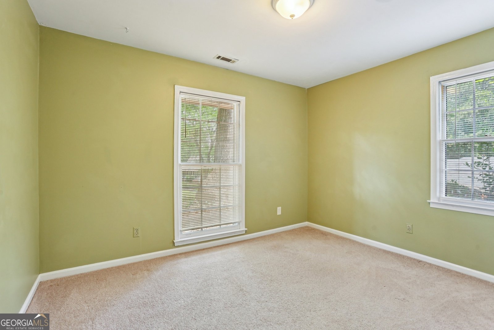 763 Brookwood Terrace Lilburn - 16