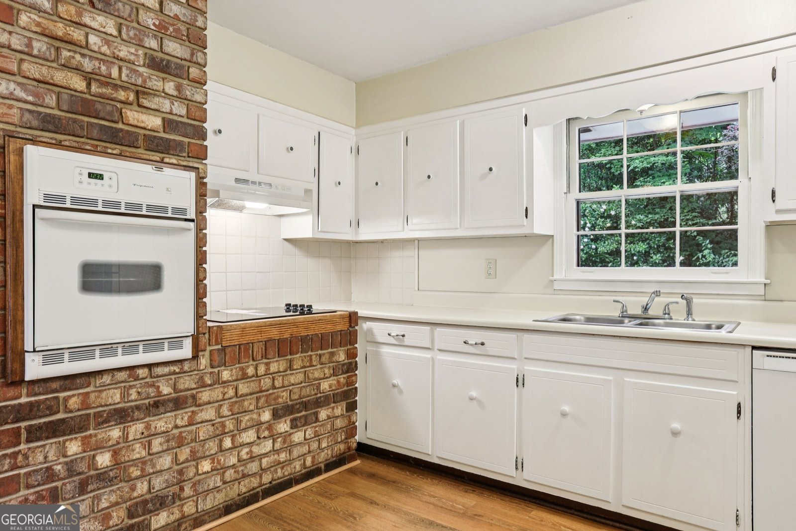 763 Brookwood Terrace Lilburn - 9