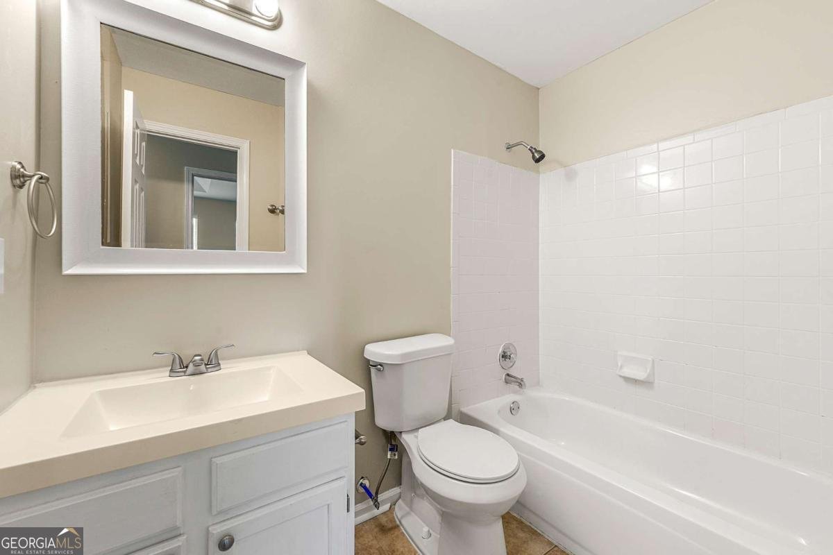 3227 Ivy Lake Court Buford - 8